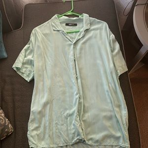Never worn , size L mint green button down
